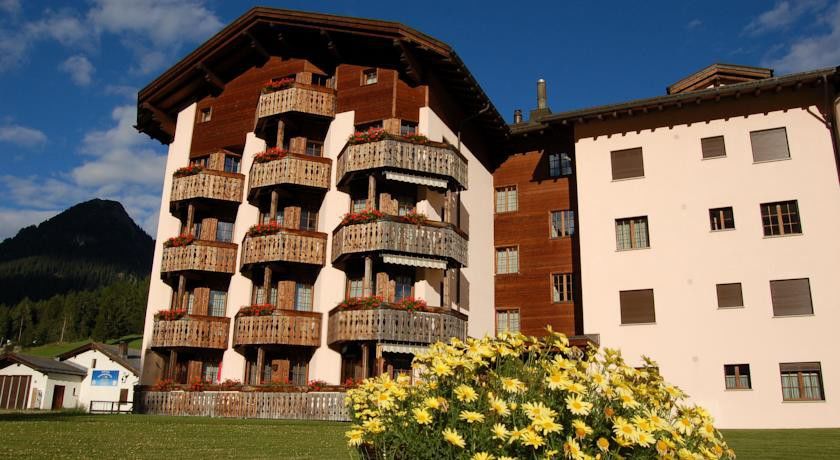 Hotel Buenda Давос Экстерьер фото